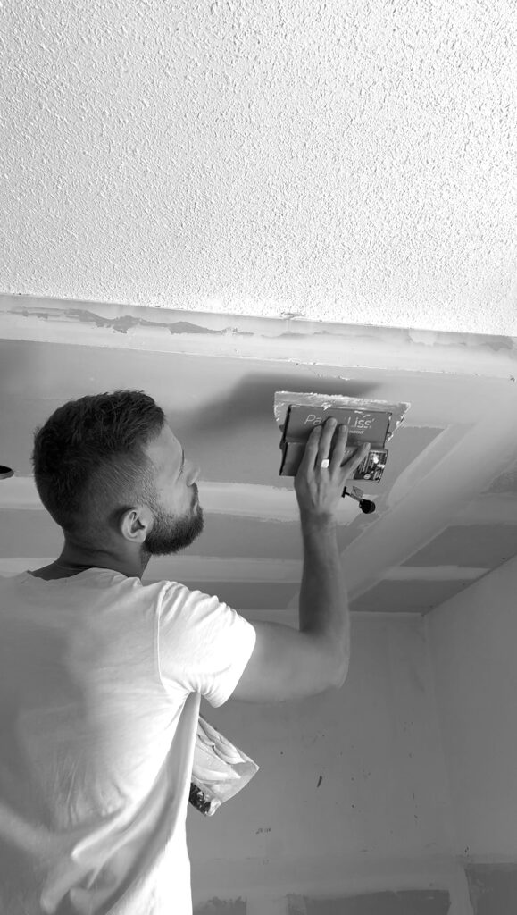 Pierre, gérant d'AP Rénov Concept, entreprise de rénovation à Poitiers